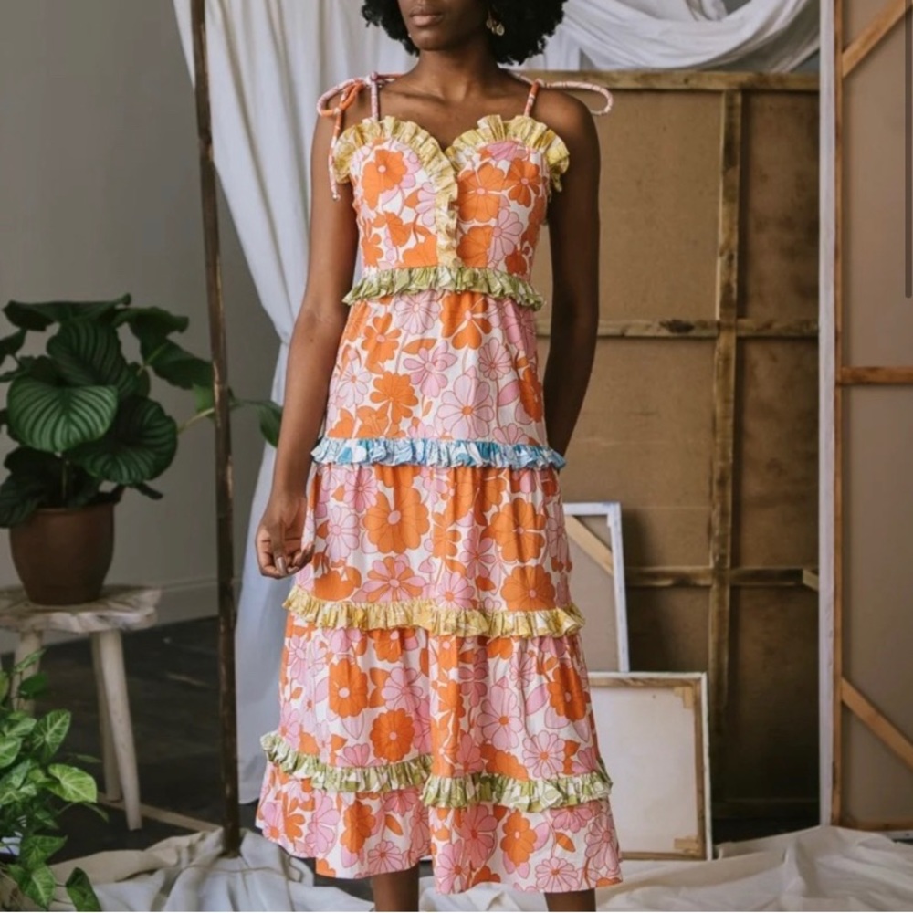 Celia B In Bloom Dalia Dress Size Medium NWT
